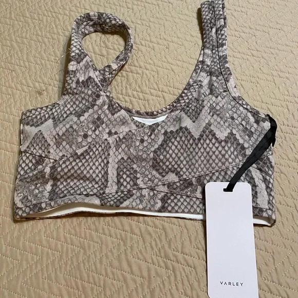 🎉QUICK SALE🎉Varley Let’s Move Kellam Bra - Picture 2 of 6